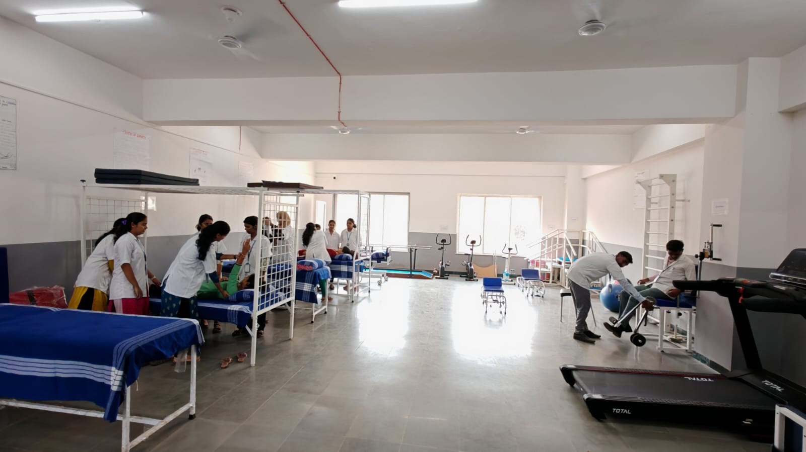 Kinesiotherapy laboratory
